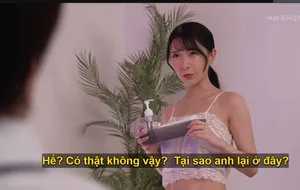 Đang chụp ảnh nude thì thằng em nó cửng to đùng